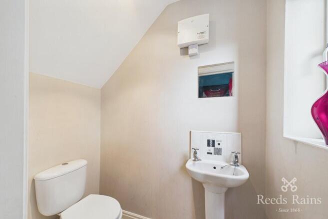 3 bed Detached for sale Image 10