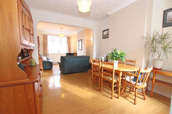 THROUGH LOUNGE / DINING ROOM