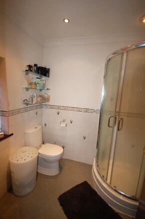 Master Bed Ensuite