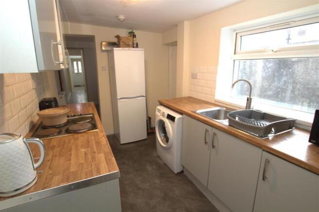 14 Outram Kitchen 2 .jpg