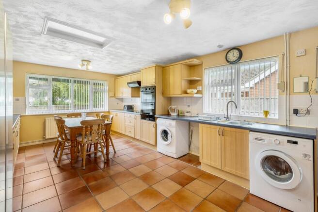 New Bungalow, Watery Lane (Mareham-Le-Fen)-14