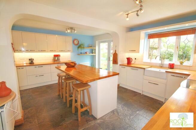 Kitchen/Breakfast Ro