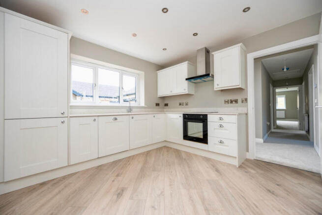 3 bed Bungalow for sale Image 5