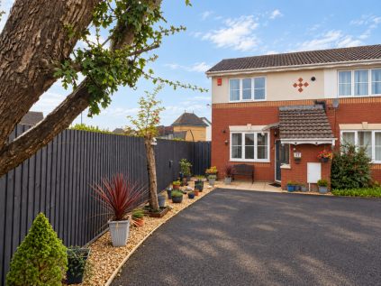 Megan Close, Gorseinon, Swansea, SA4 4PS