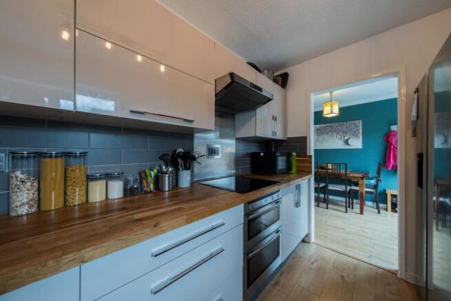 2 Tytherington Close-003.JPG