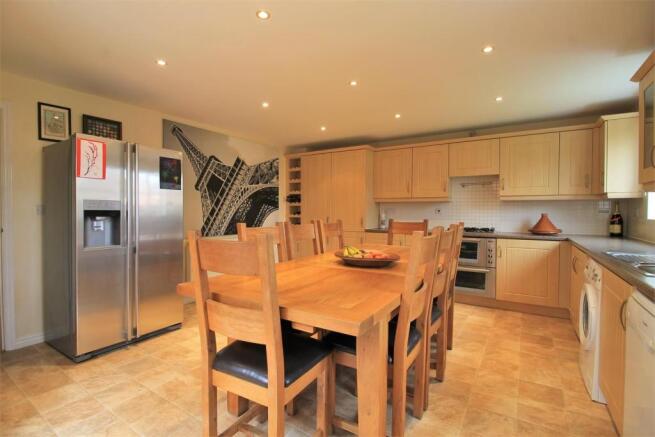 Kitchen/Breakfast