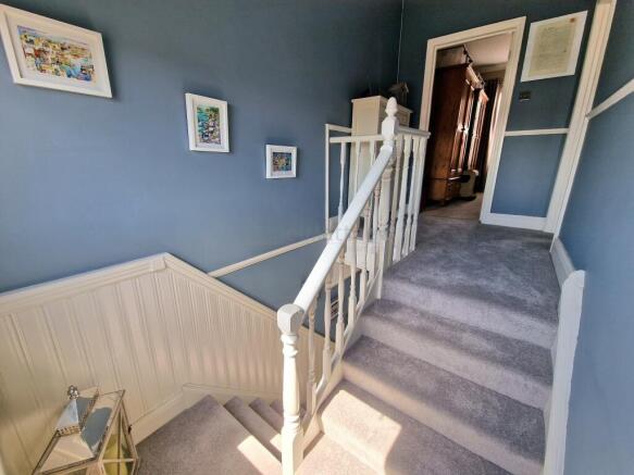 Upper floor landing