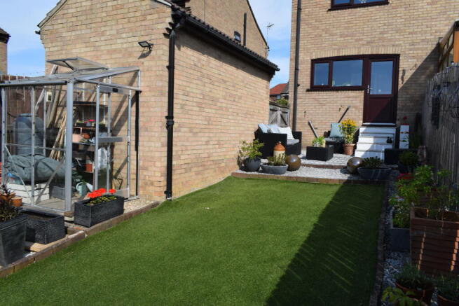 2 bed Semi-Detached for sale Image 4