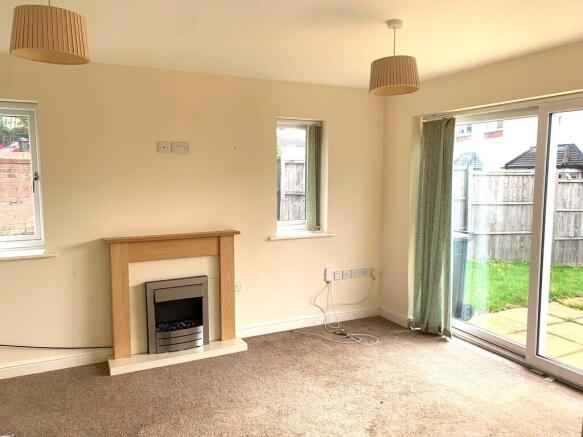 Jamage Road, Talke, Stoke-on-Trent, ST7 1QD photo 3