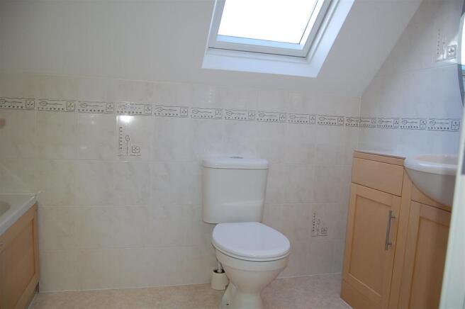 1st Floor Bathroom