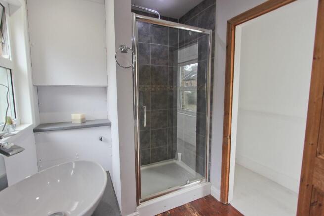 Bathroom & Shower