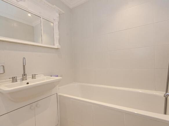 Bathroom LR