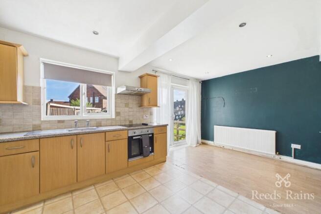 Rowena Drive, Thurcroft, Rotherham, South Yorkshire, S66 photo 4