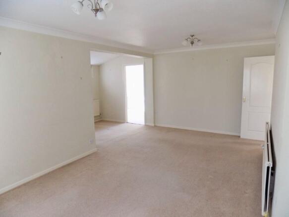 Living/Dining Room