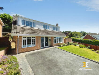 Bryn Castell, Conwy, LL32