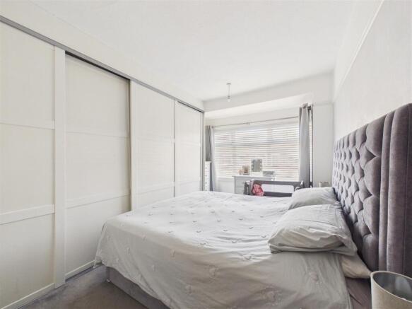 3 bed Terraced for sale Image 8