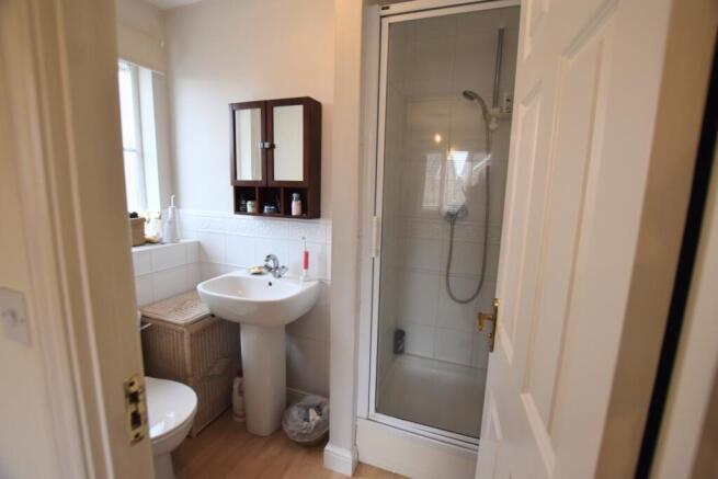 24 Blanchland Circle shower