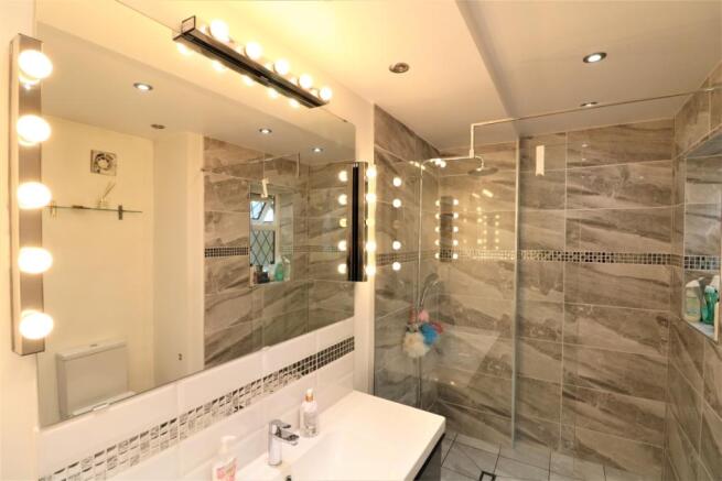 En Suite Wet Room