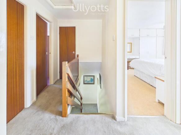4 bed Detached for sale Image 7