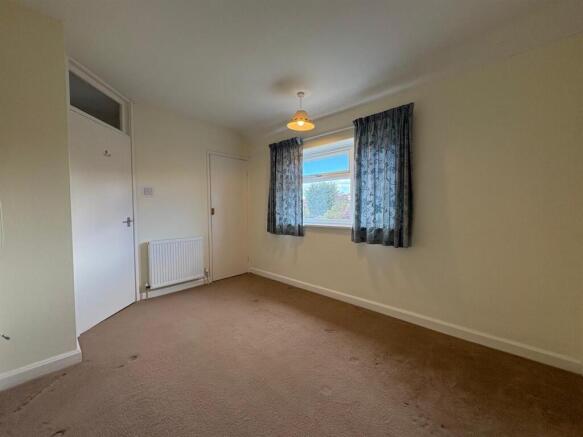 3 bed Semi-Detached for sale Image 7