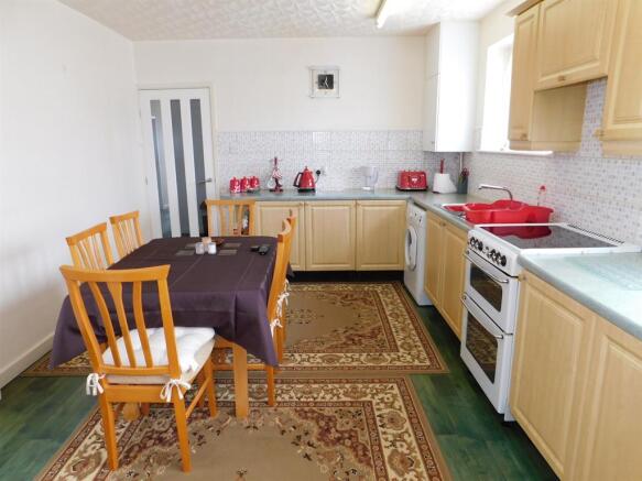 Kitchen 3