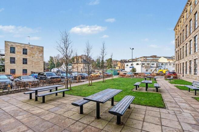 1 bed Apartment for sale Image 8
