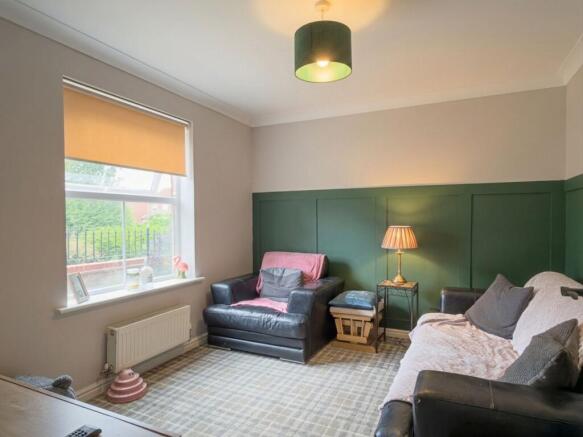 4 bed Terraced for sale Image 5