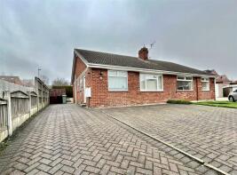 11, Baildon Avenue, Kippax, Leeds LS25 7QX