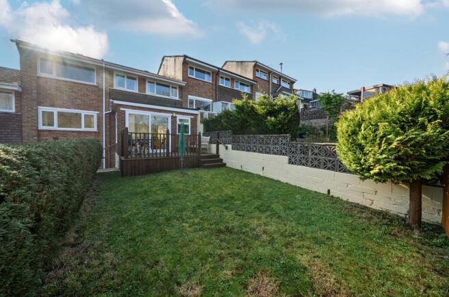 1433754-3-69bd262...