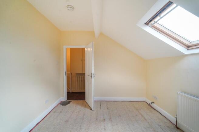 2 bed Flat for sale Image 12