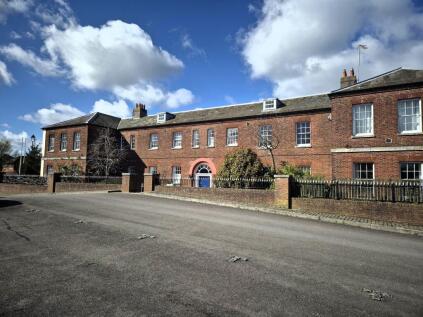Flat 7, Frobisher Court, Maritime Avenue, Marchwood, Southampton, SO40 4AD