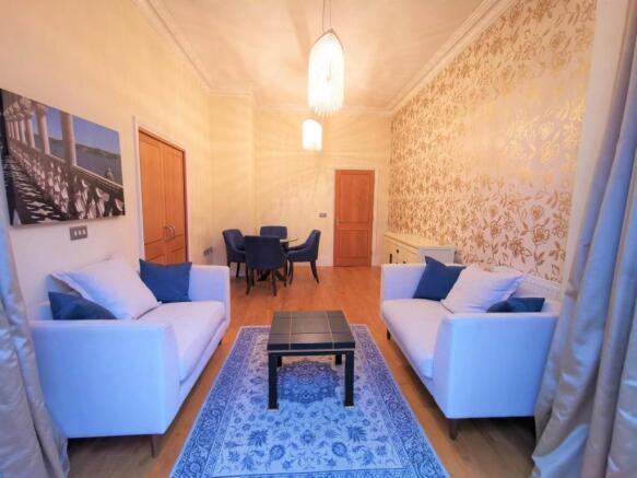 Living Room image 3