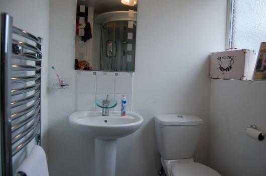Jack & Jill en suite