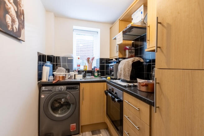 1 bed Flat for sale Image 5