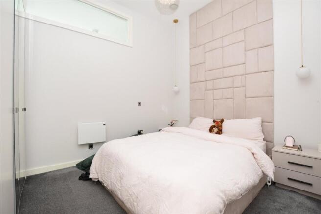 2 bed Apartment for sale Image 5