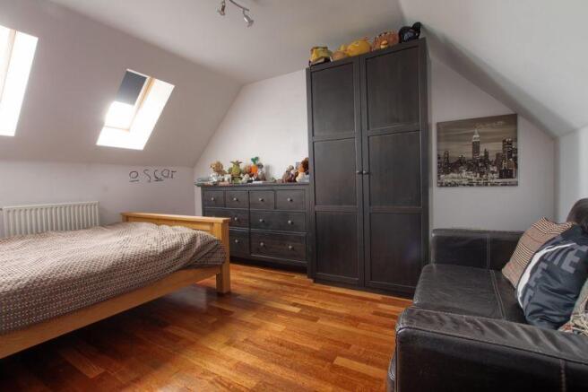Photo 10