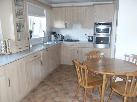 kitchen/breaks