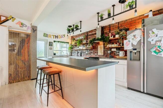 3 bed Terraced for sale Image 6