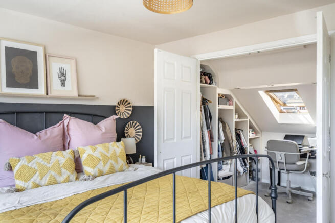 2 bed Town House for sale Image 10