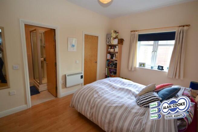 BEDROOM 1
