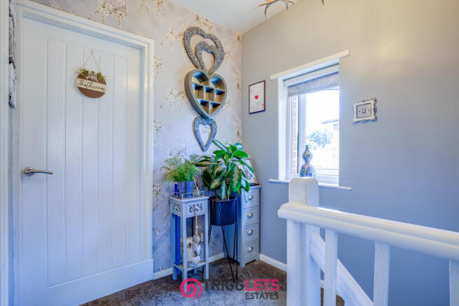 3 bed Terraced for sale Image 9