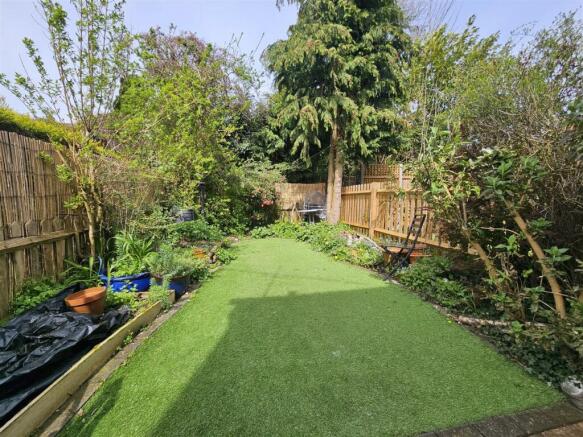 garden1.jpg