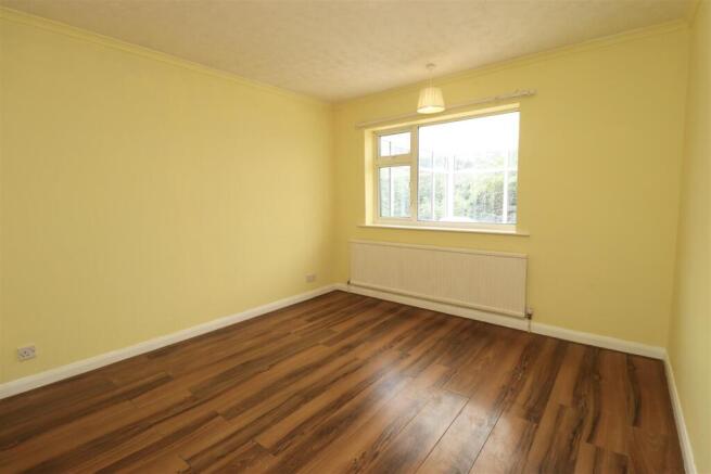 2 bed Detached Bungalow for sale Image 4