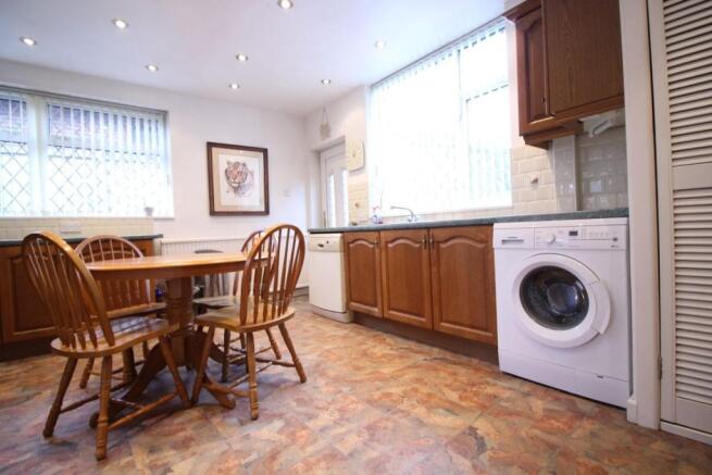 Family Dining Kitchen