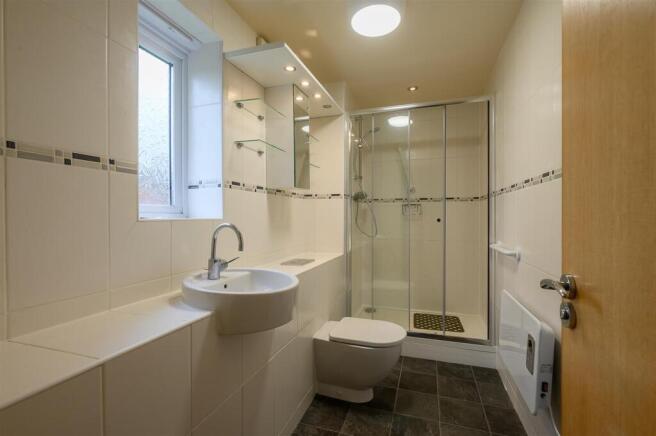2 bed Apartment for sale Image 5