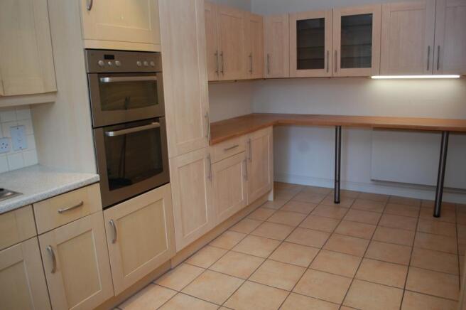 Kitchen / Breakfast 