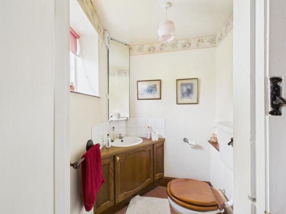 3 bed Detached for sale Image 9