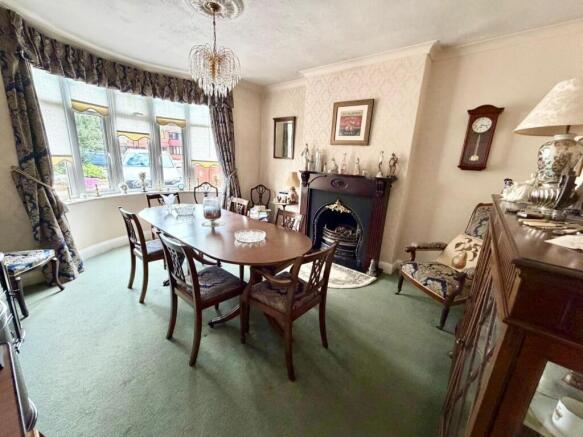 4 bed Semi-Detached for sale Image 6