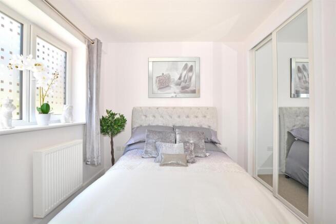 Bedroom Silver 2.jpg
