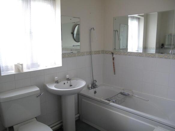 14 Limetree Close ba